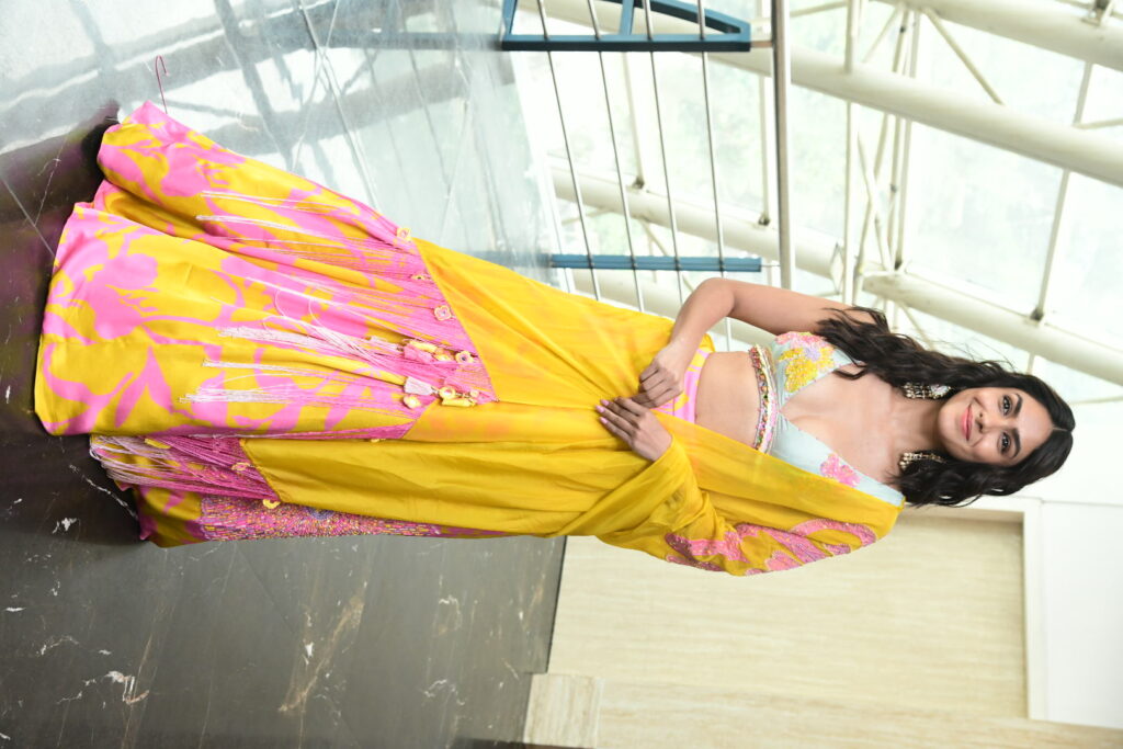 Mrunal Thakur shines in yellow dress