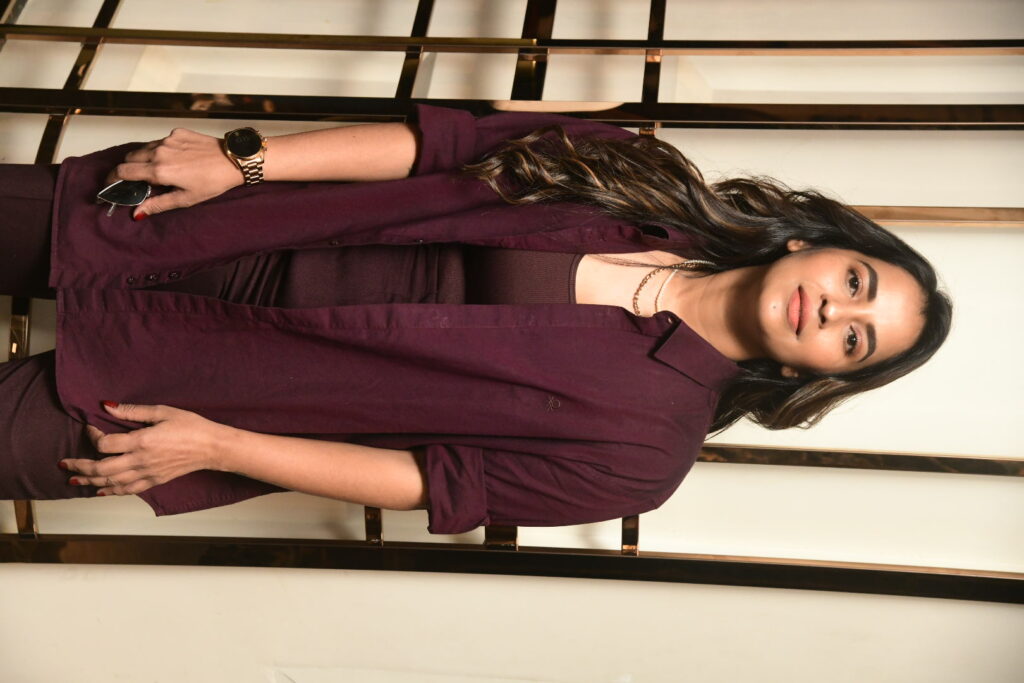 Actress Komalee Prasad latest Clicks...