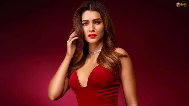 kriti-sanon-wants to play villain roles in movies