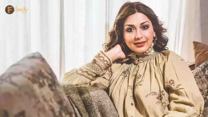 Sonali Bendre shared her memories of Bombay movie with the media